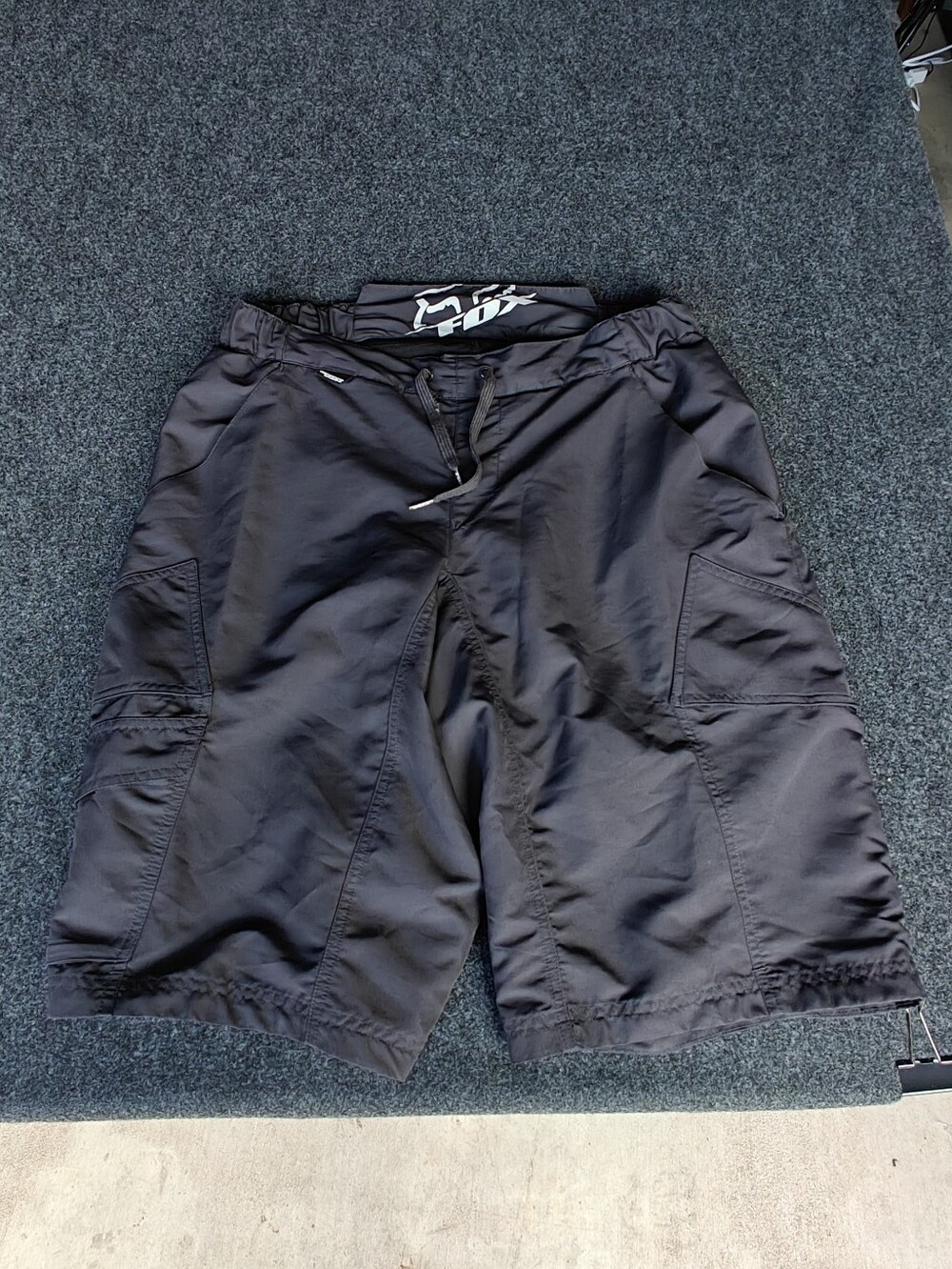Fox Black Men's Cargo Shorts with Drawstring Waist
